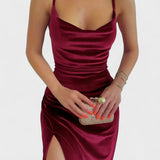 Gabriela - Aksominė suknelė su šonine skyle