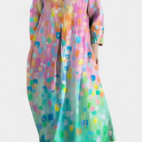 Anė | Sklandus Suknelė su V formos iškirpte ir spalvota spauda