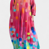 Anė | Sklandus Suknelė su V formos iškirpte ir spalvota spauda